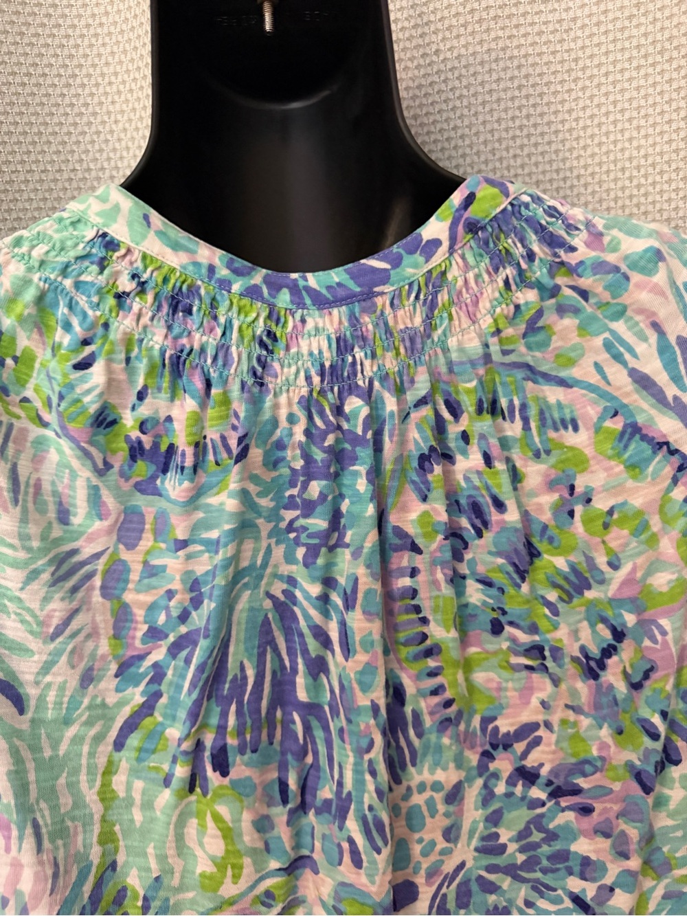 Lilly Pulitzer Sleeveless Tropical Floral Cover-Up in Blue & Green - Picture 6 of 7